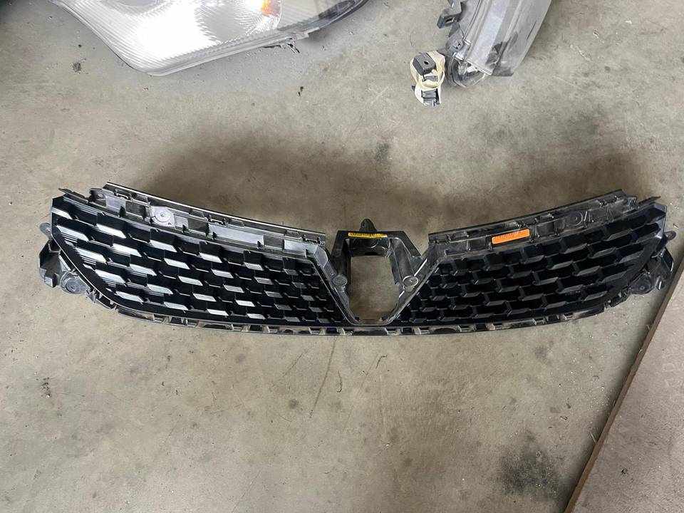 622565064R CLIO V 5 MAKYAJLI KASA TAMPON IZGARA — RENAULT OEM Parça