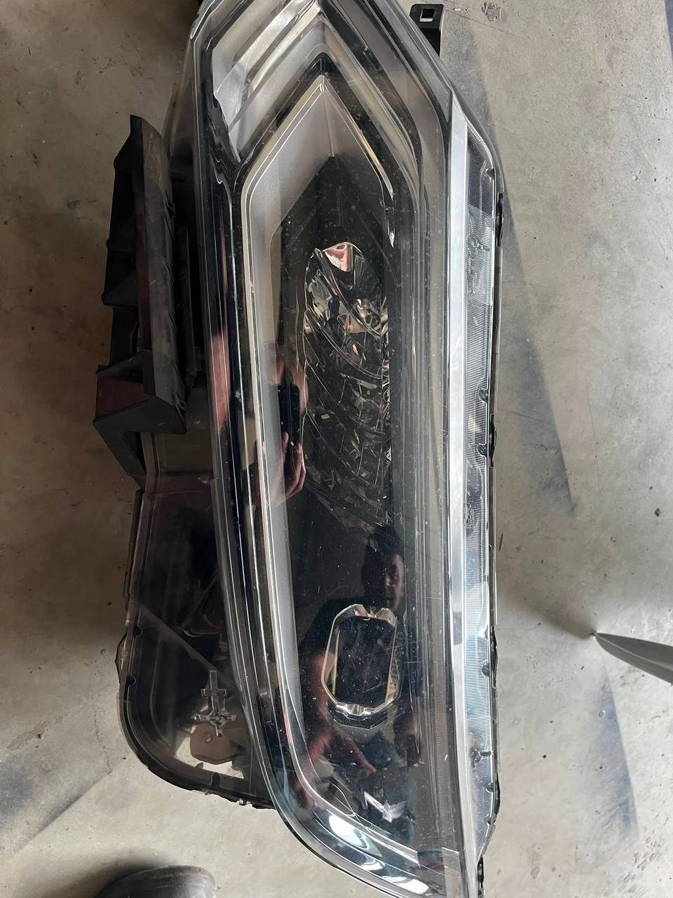 100 Nissan Qashqai Sağ Ön Far 100 19011 — nissan OEM Parça