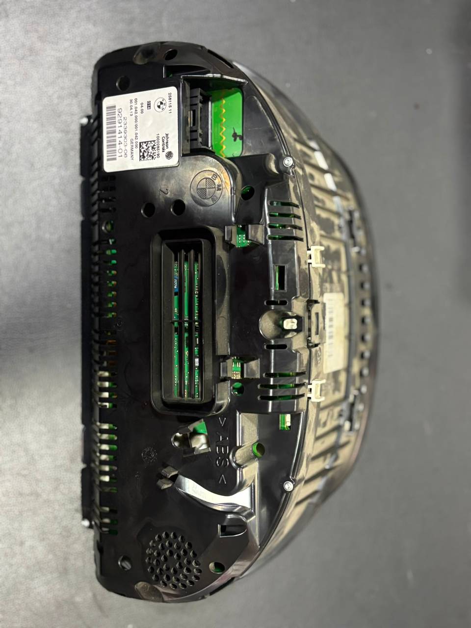 9291414-01 BMW F10 KM SAATİ GÖSTERGE — BMW OEM Parça