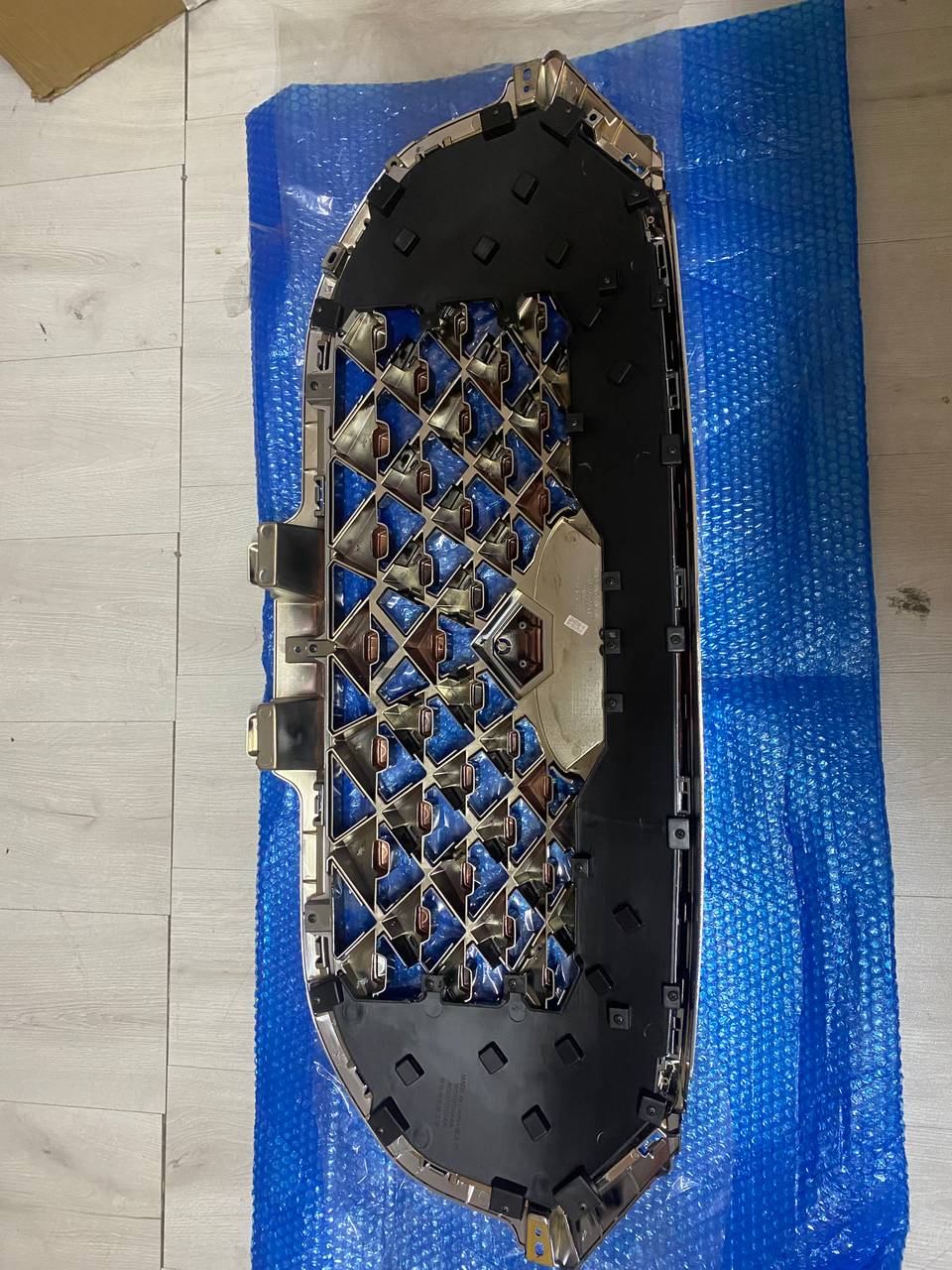 T1D-602001507AA Chery Tiggo 8 Pro Ön Panjur 22-24 — Chery OEM Parça