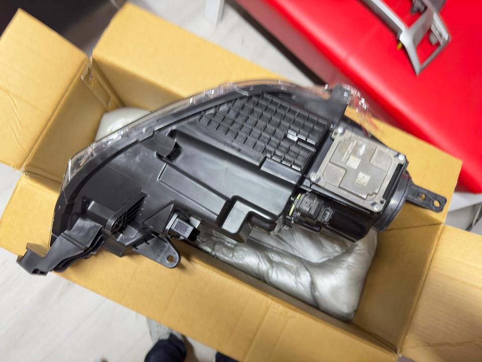 605000353AA Chery Tiggo 8 Pro Far Sol 22-24 (yüksek paket) — Chery OEM Parça