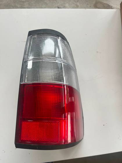 8979103030 STOP LAMBASI TFR 97-02 BEYAZ KIRMIZI SAĞ