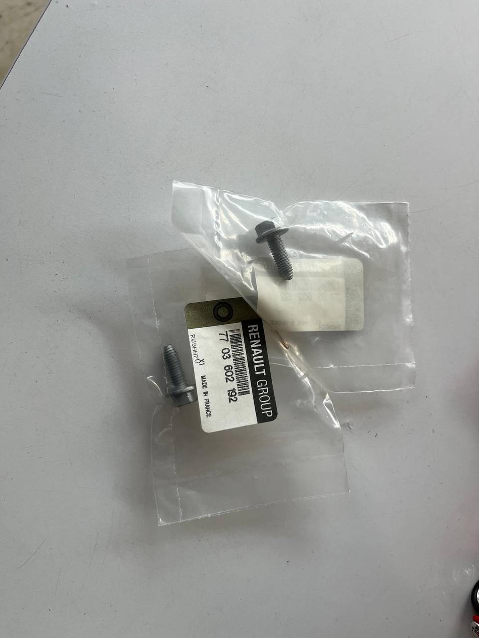 7703602192 CİVATA — Renault OEM Parça