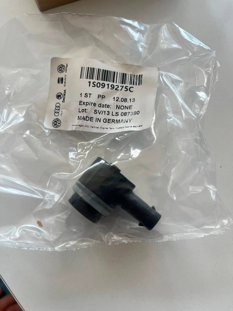 1S09192759B9 PARK SENSORU GOLF5 - JETTA - PASSAT - AMAROK - CADDY - POLO - TIGUAN - T5 - Q7 — VOLKSWAGEN OEM Parça