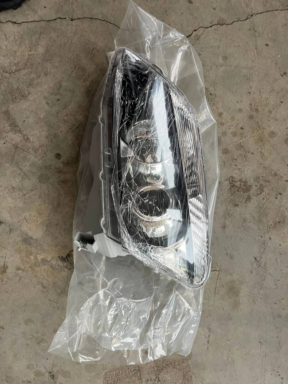 8-981253855 Isuzu Far D-max 12-15 Sol (Mercekli/Siyah) FAR — İTAQİ OEM Parça