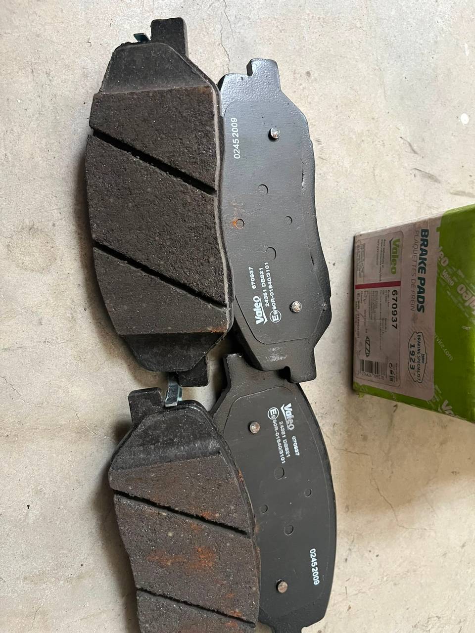 581012BA10 Hyundai Santa Fe Ön Fren Balata 2006-2015 — VALEO OEM Parça
