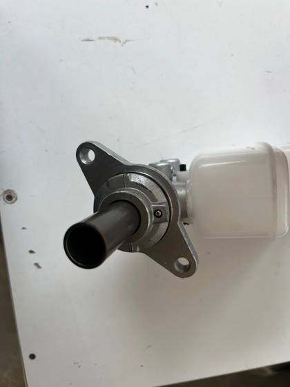 72010K162 MERKEZ FREN ANA HILUX REVO 15->