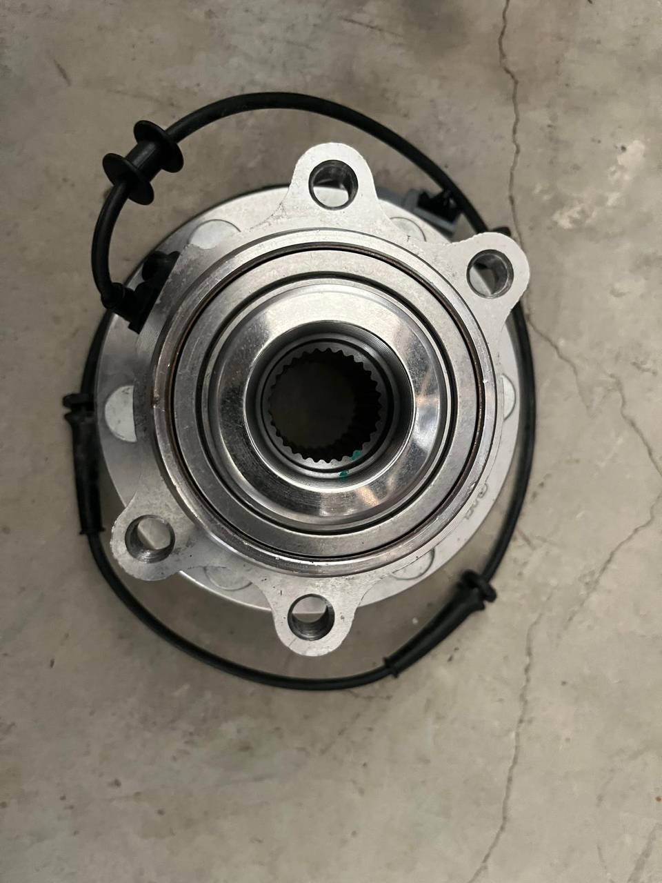 40202-4X01A PFI Bearings -NISSAN - NAVARA 06> 4x4 ÖN TEKERLEK GÖBEĞİ, RULMANLI VE ABS'Lİ — PFI OEM Parça