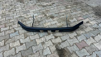 01010101 Toyota hılux ön tampon bıyık 2015 2026