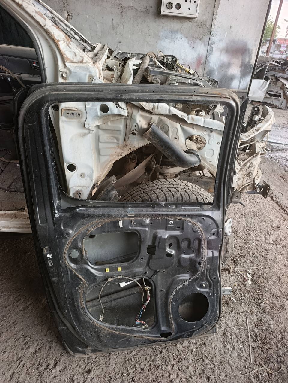 1234 Toyota Hilux çıkma parça — Toyota OEM Parça